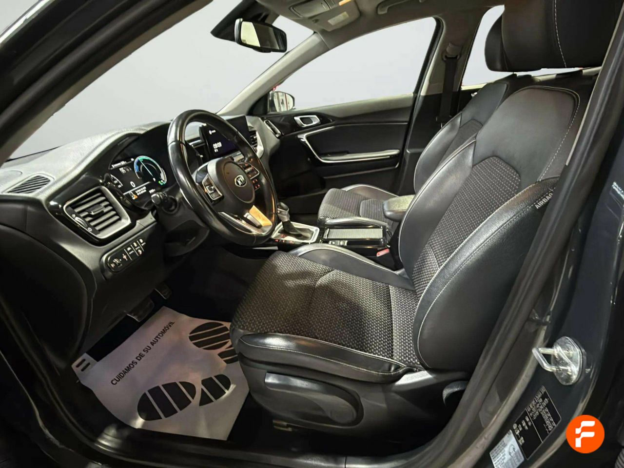 Foto Kia XCeed 15