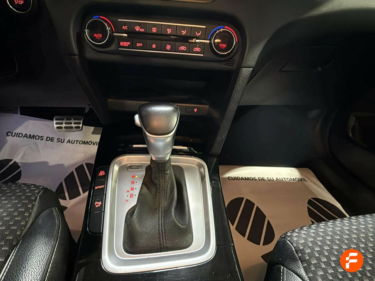 Foto Kia XCeed 21
