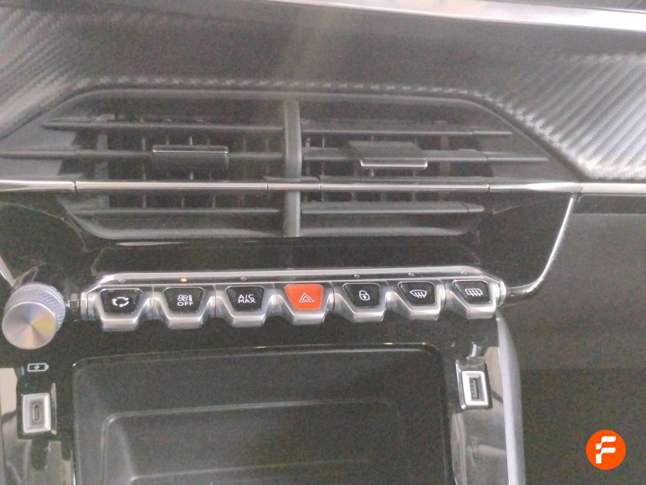 Foto Peugeot 2008 13