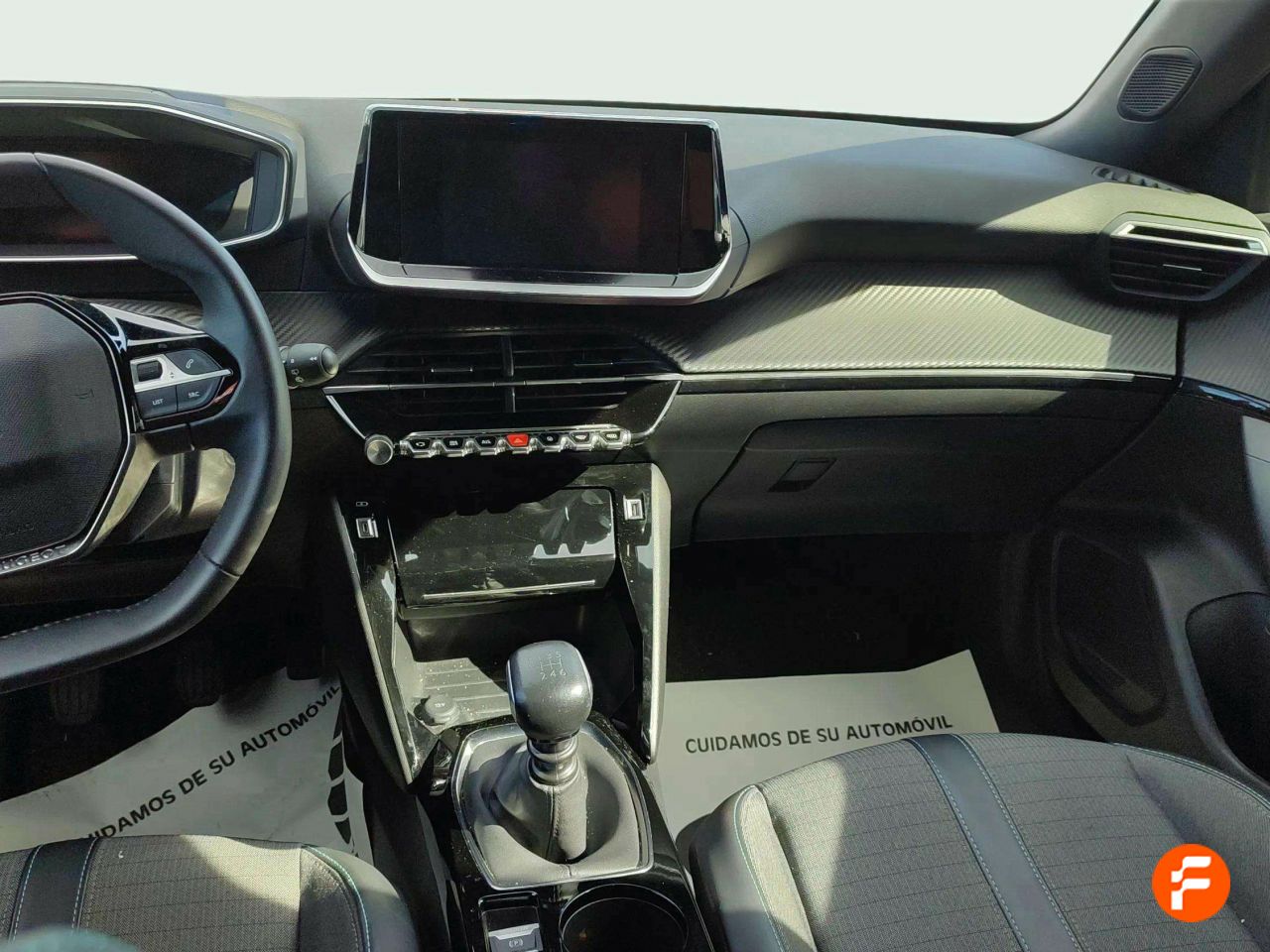 Foto Peugeot 2008 14