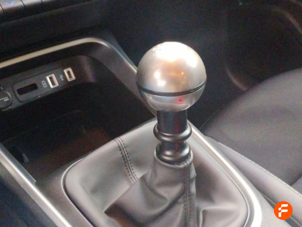 Foto Jeep Avenger 11