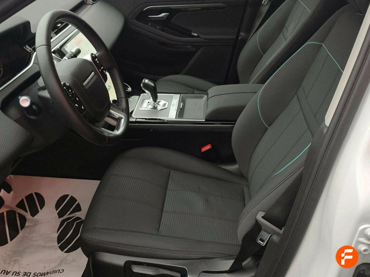 Foto Land-Rover Range Rover Evoque 16