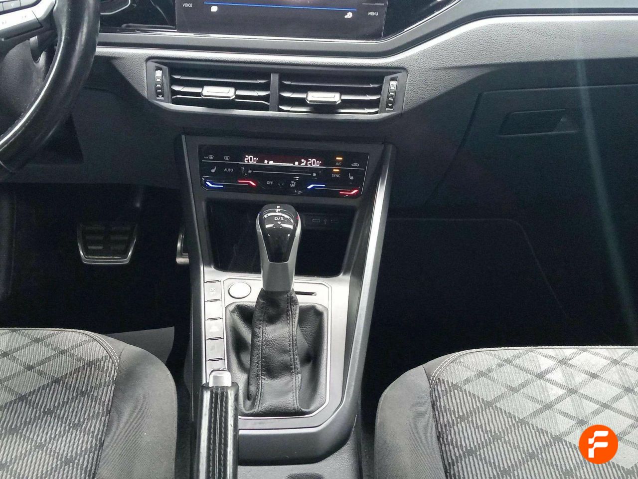 Foto Volkswagen Taigo 11