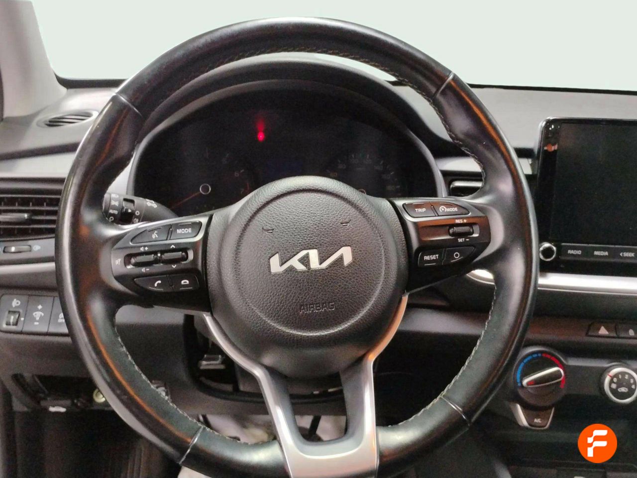 Foto Kia Stonic 13