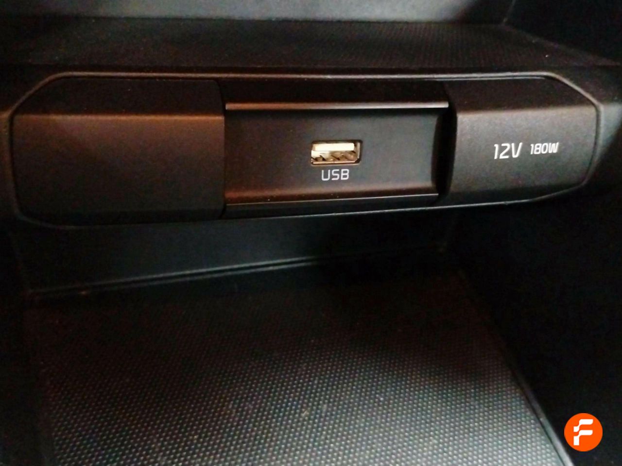 Foto Kia Stonic 18