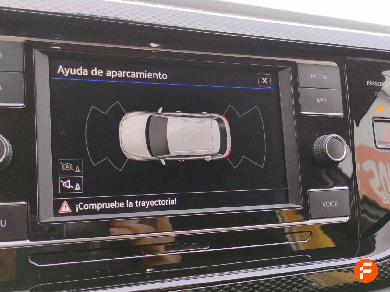 Foto Volkswagen Taigo 11