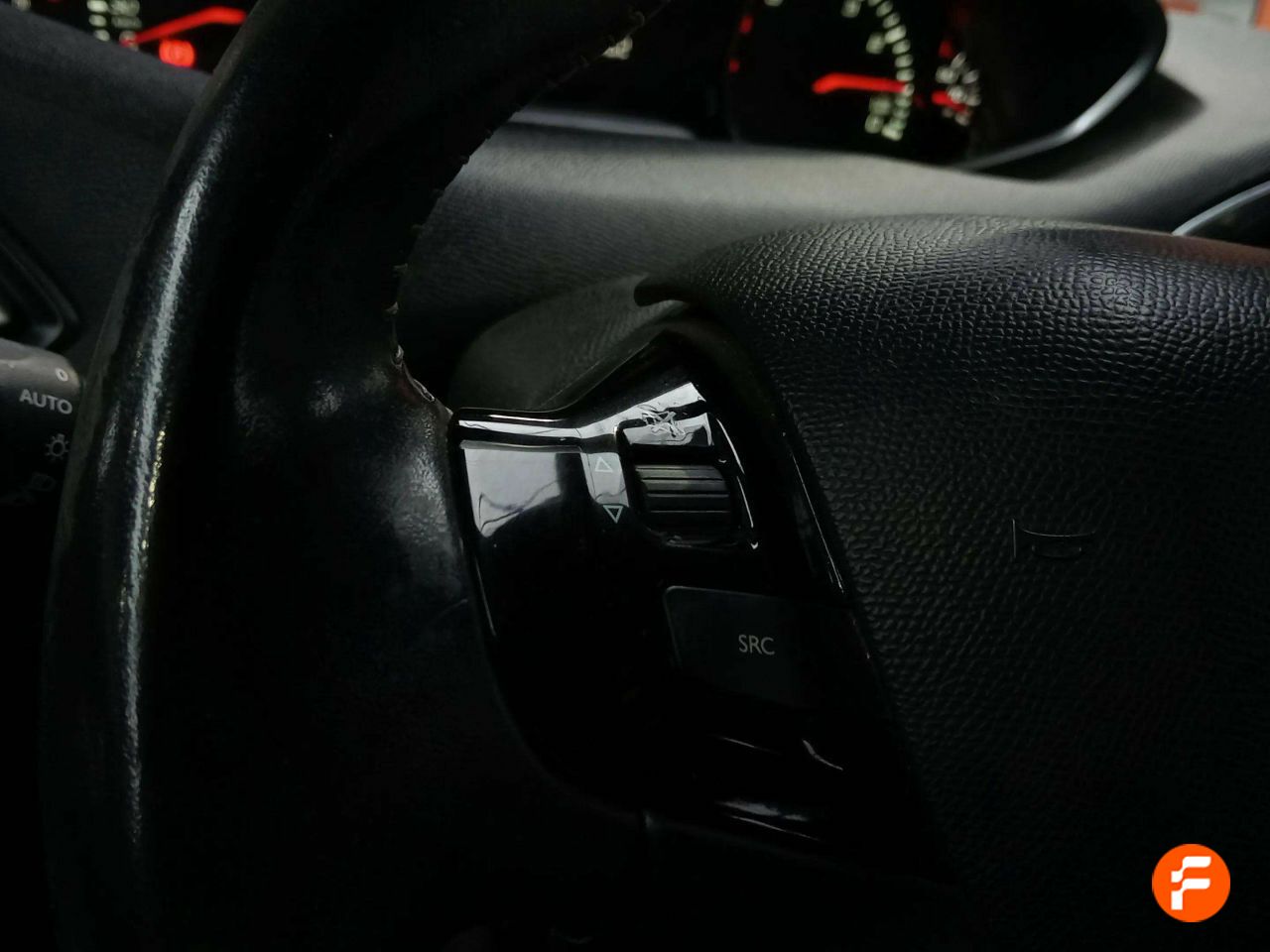 Foto Peugeot 308 21