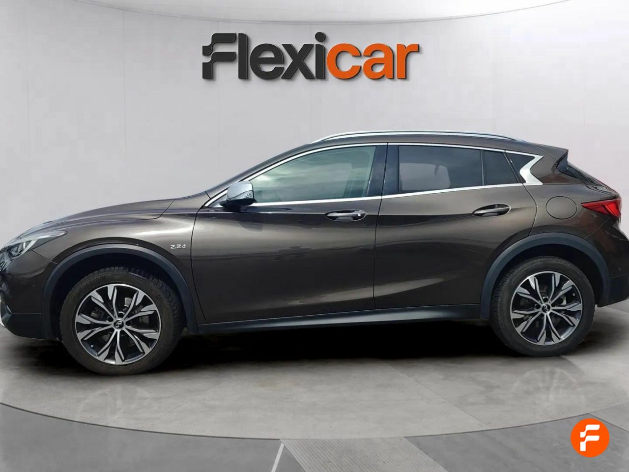 Foto Infiniti QX30 3