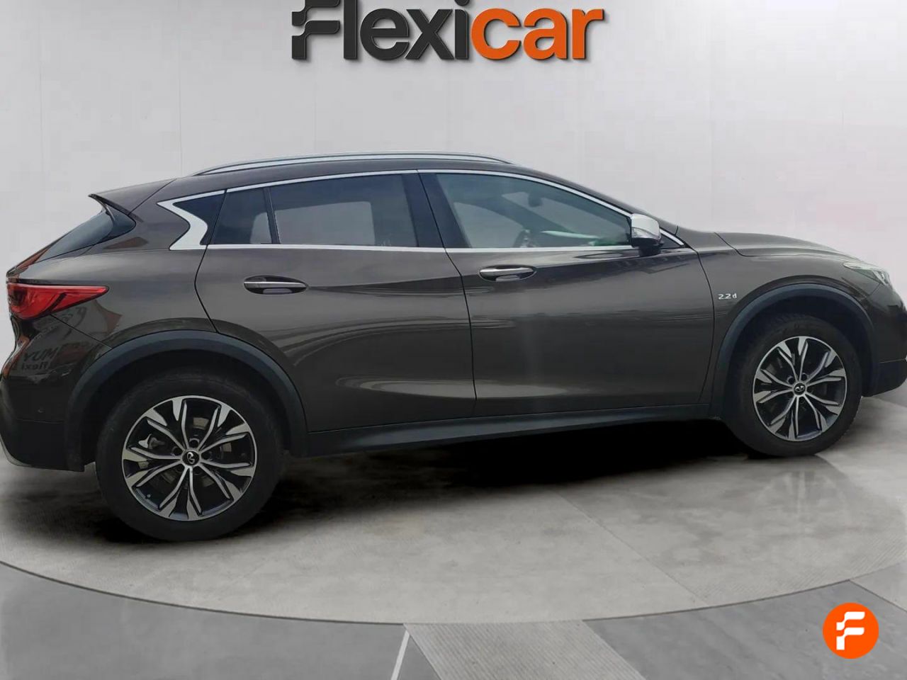 Foto Infiniti QX30 8