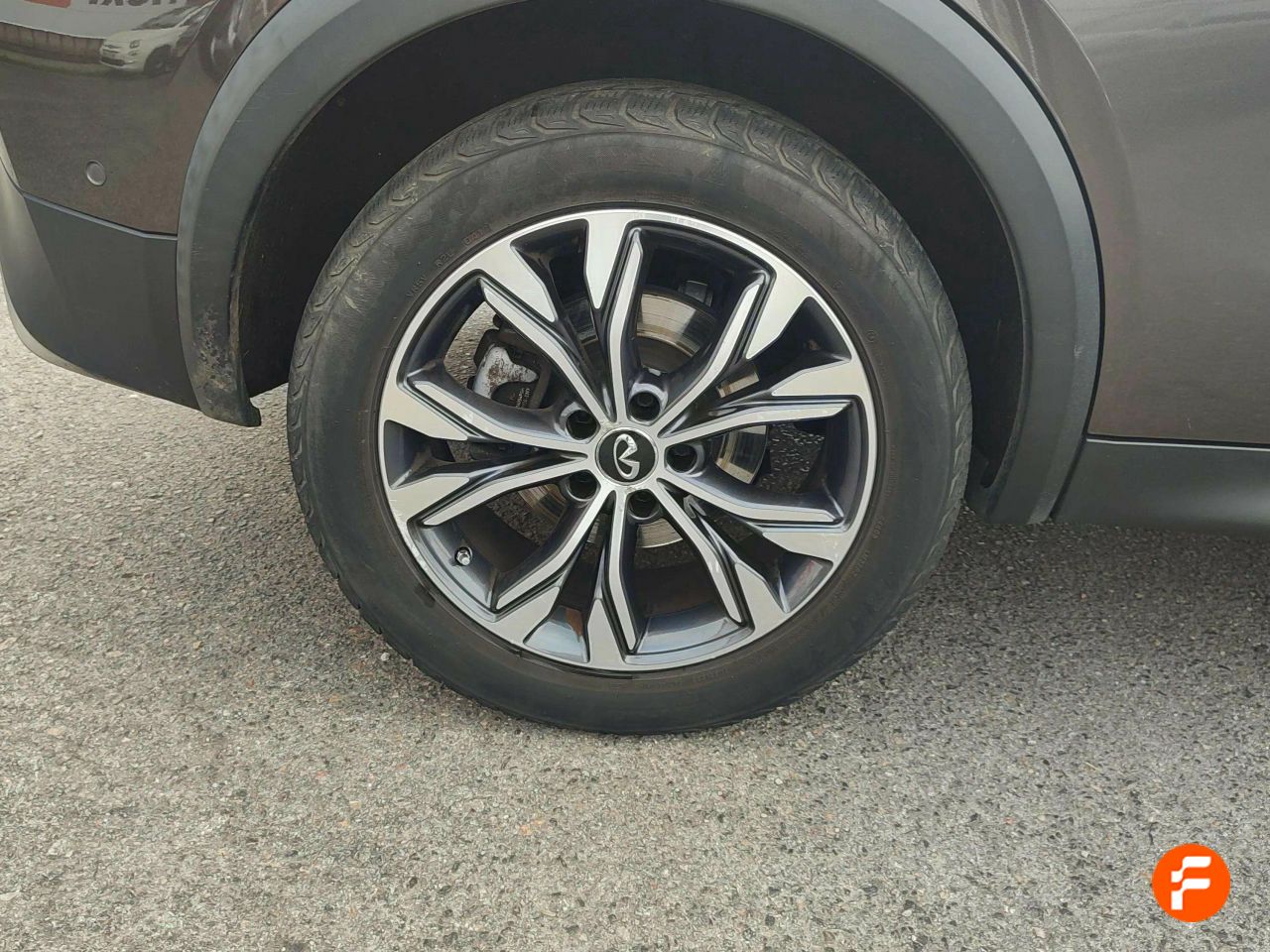 Foto Infiniti QX30 10