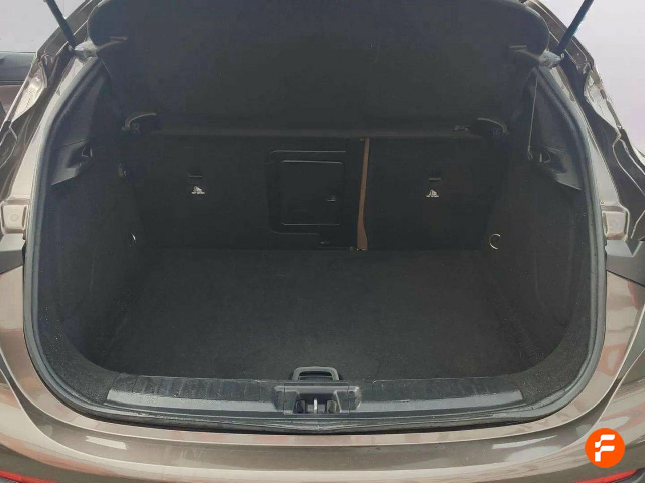 Foto Infiniti QX30 17