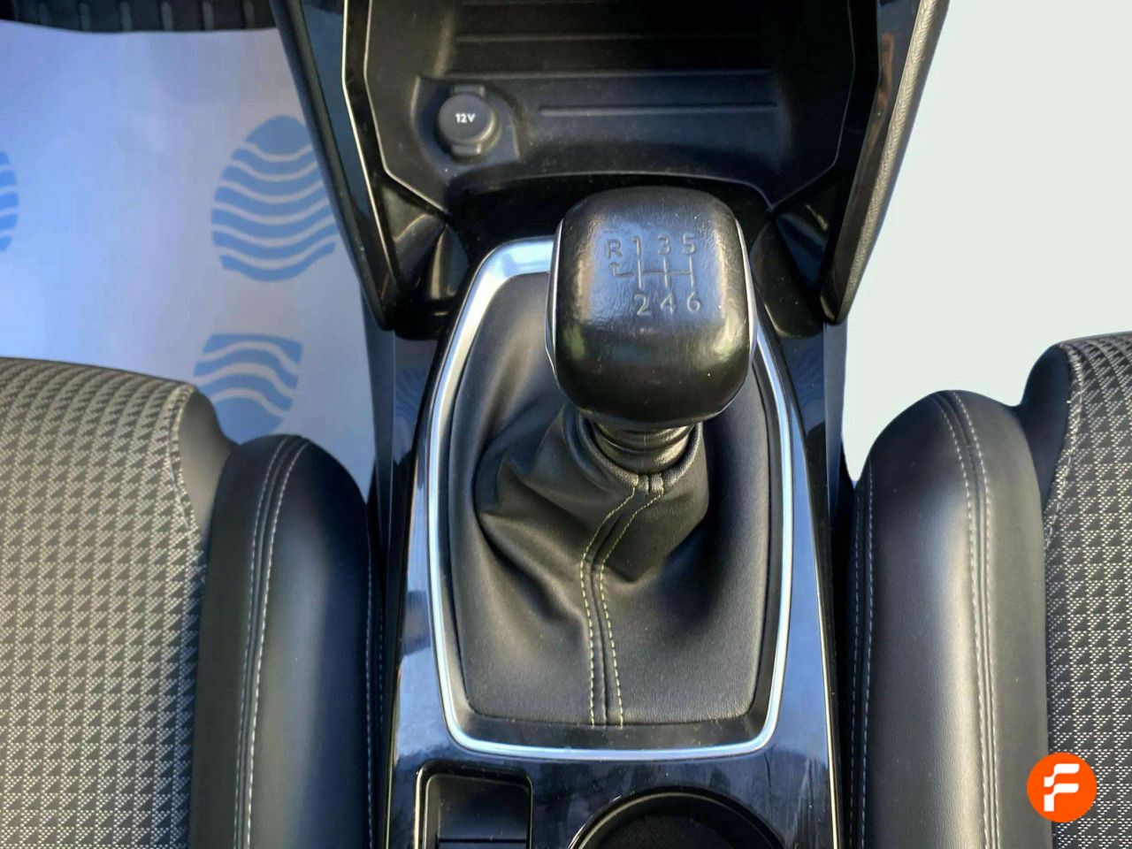 Foto Peugeot 2008 16