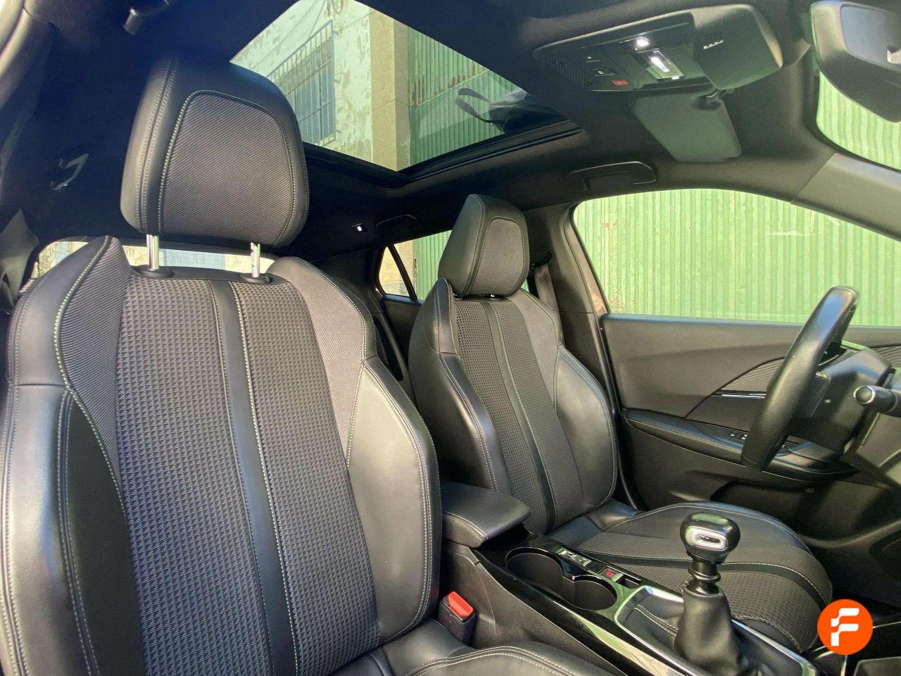 Foto Peugeot 2008 26