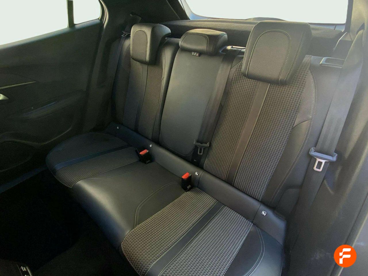 Foto Peugeot 2008 27
