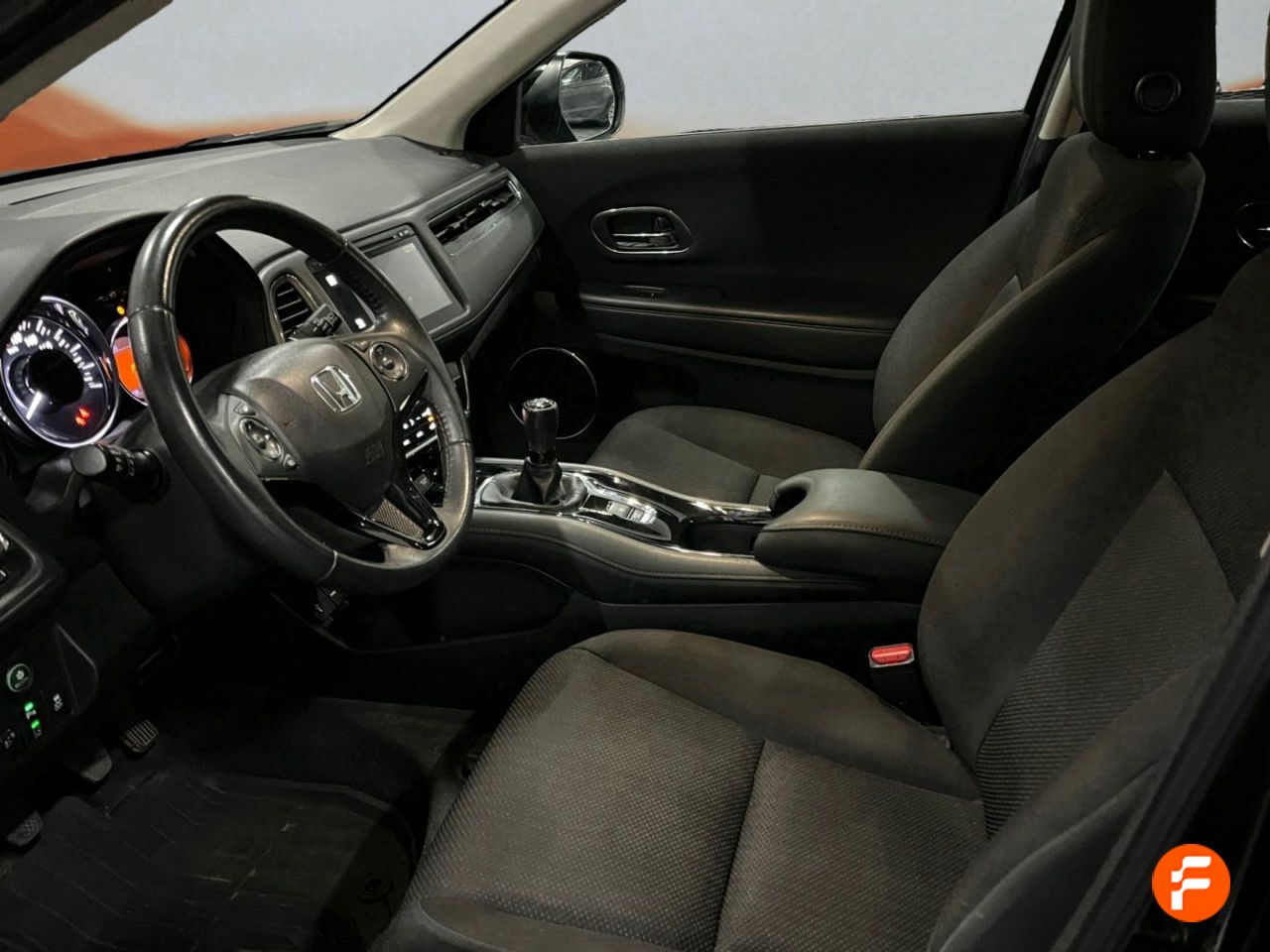 Foto Honda HR-V 12