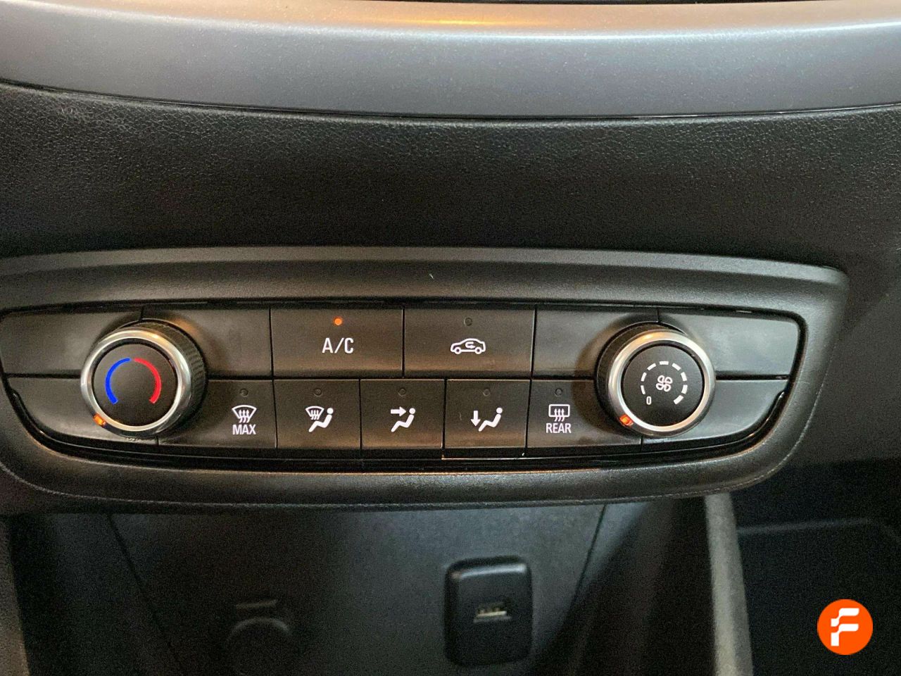 Foto Opel Crossland X 20