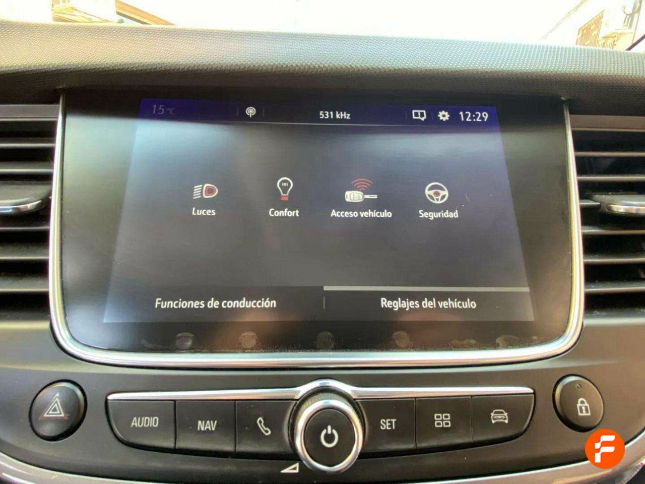 Foto Opel Crossland X 21