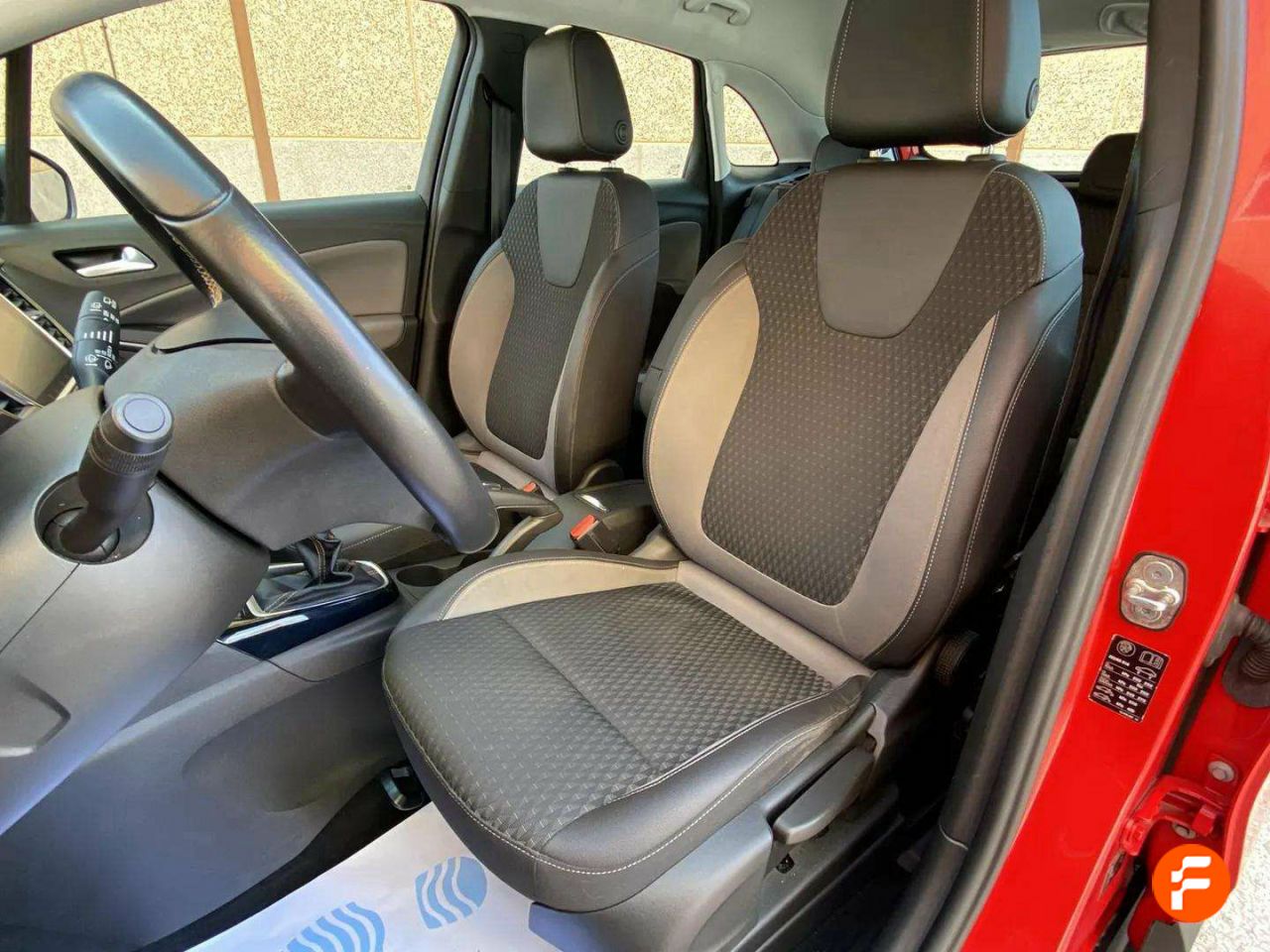 Foto Opel Crossland X 23