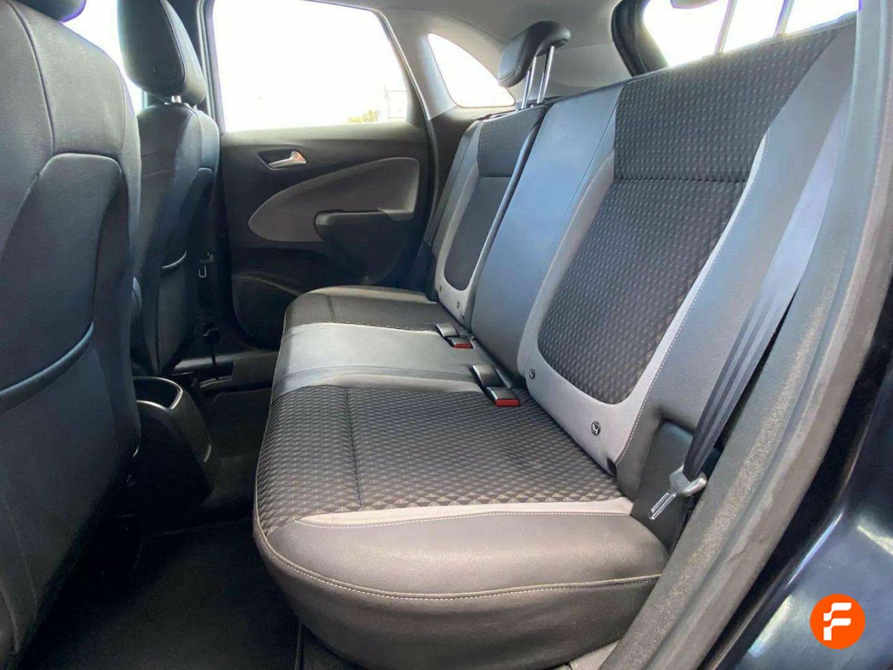 Foto Opel Crossland X 21