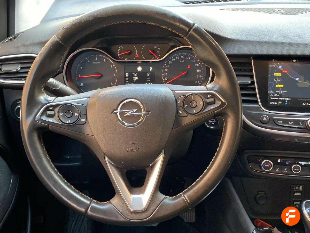Foto Opel Crossland X 8