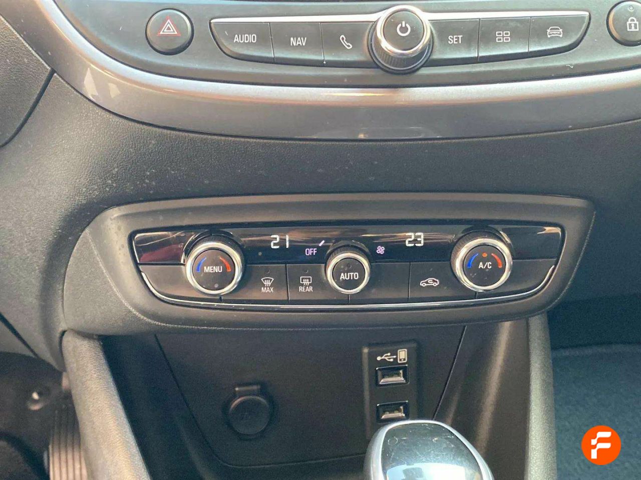 Foto Opel Crossland X 17