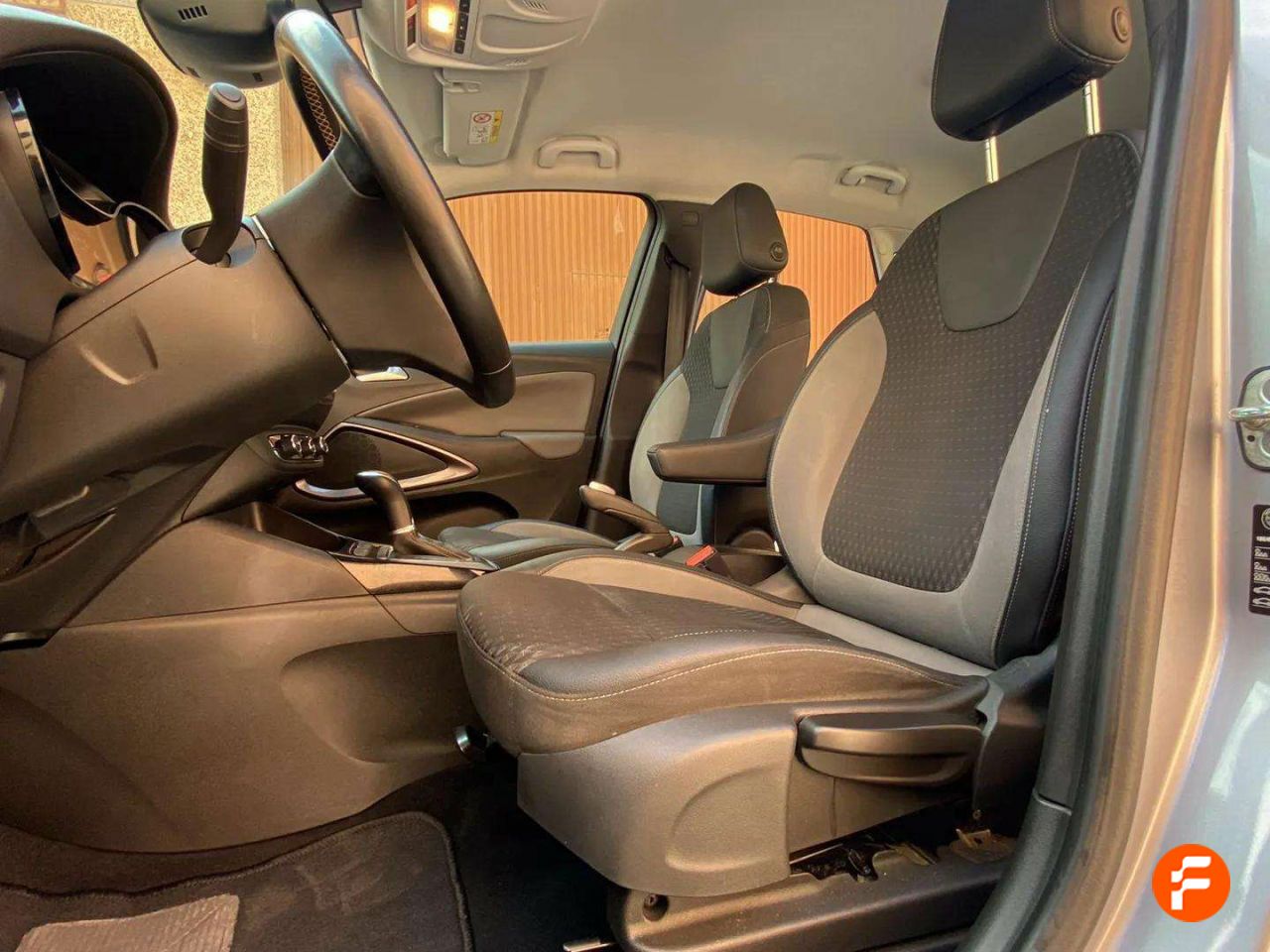 Foto Opel Crossland X 25
