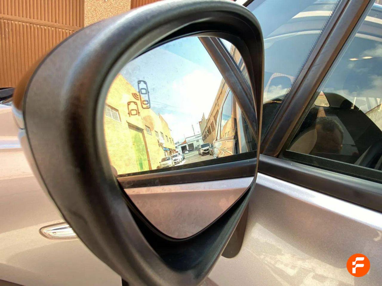 Foto Opel Crossland X 37