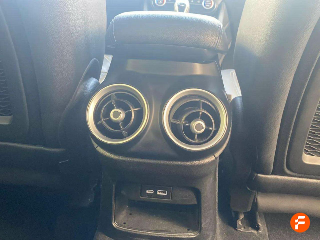 Foto Alfa Romeo Stelvio 27
