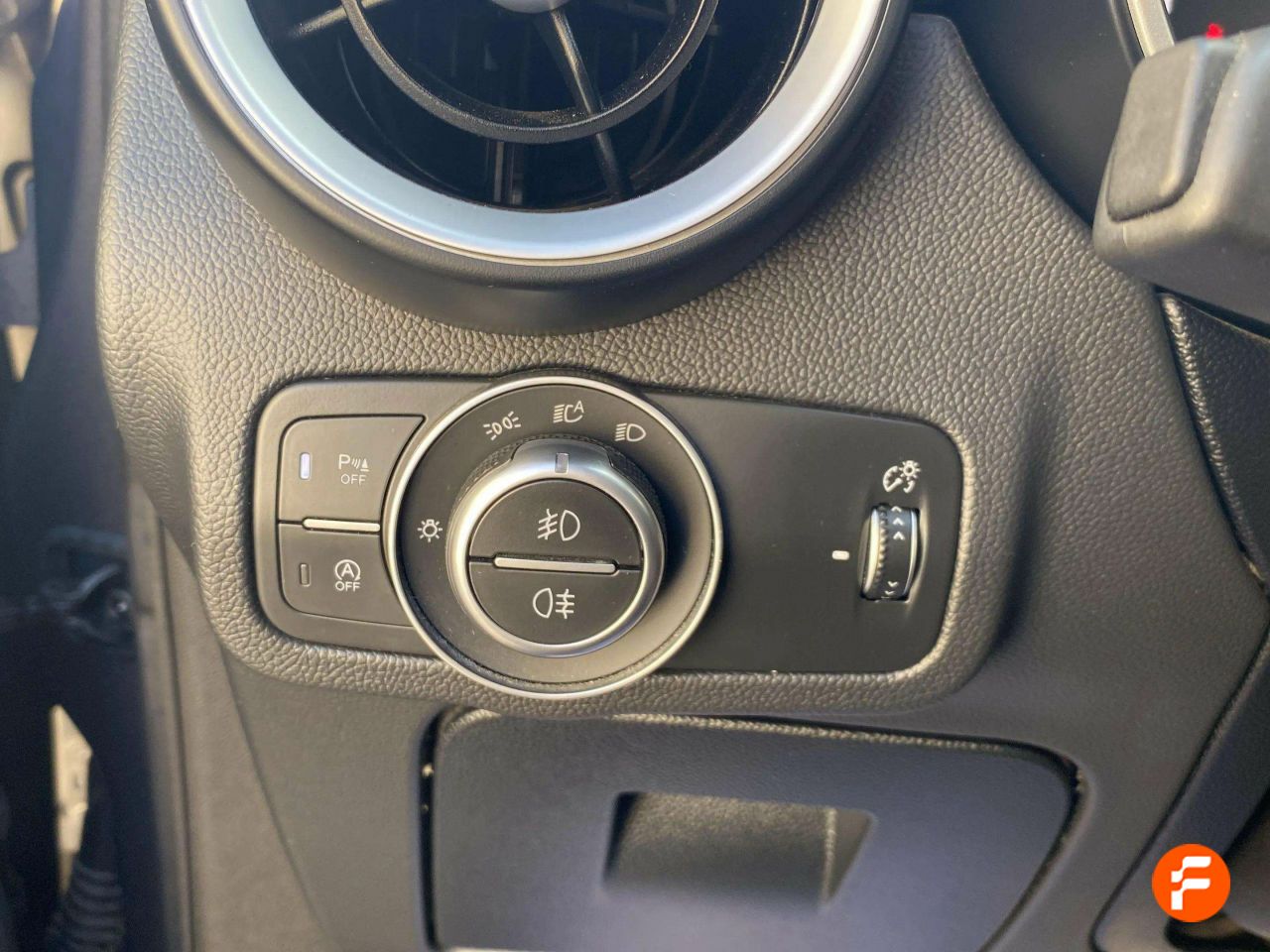 Foto Alfa Romeo Stelvio 32