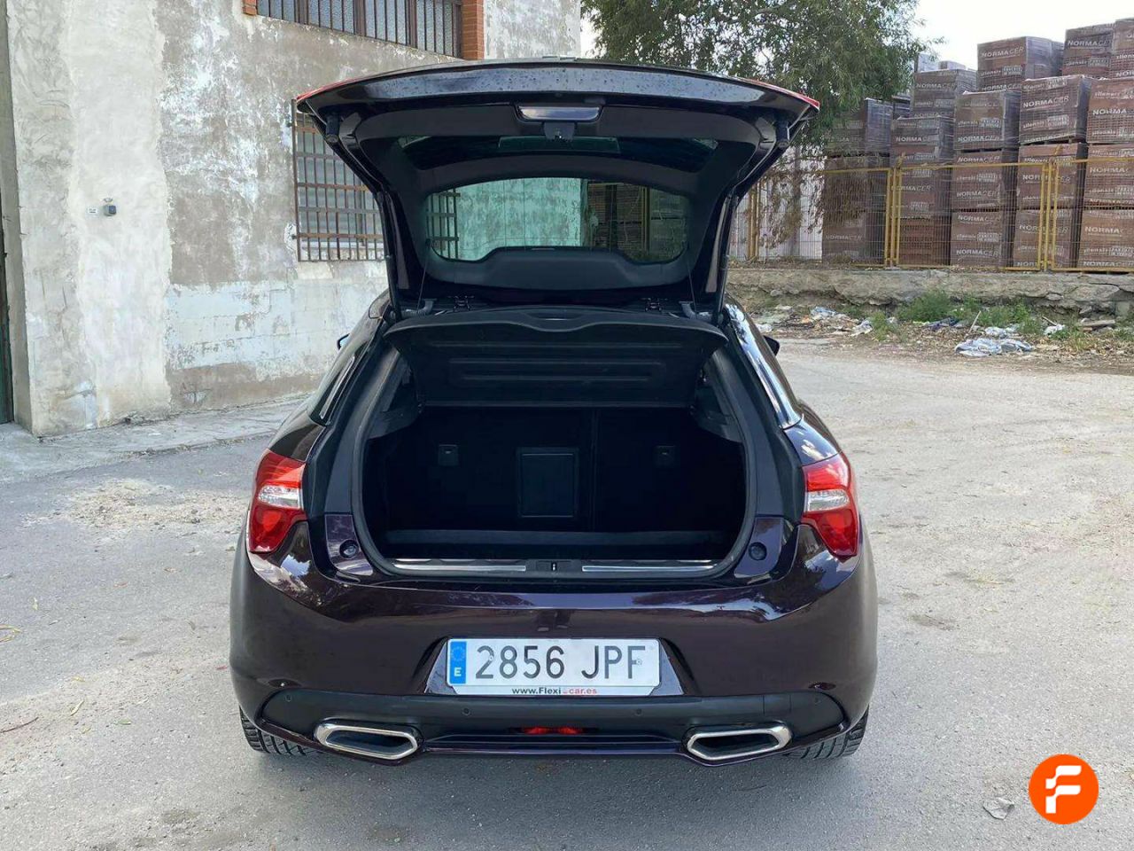 Foto DS Automobiles DS 5 32