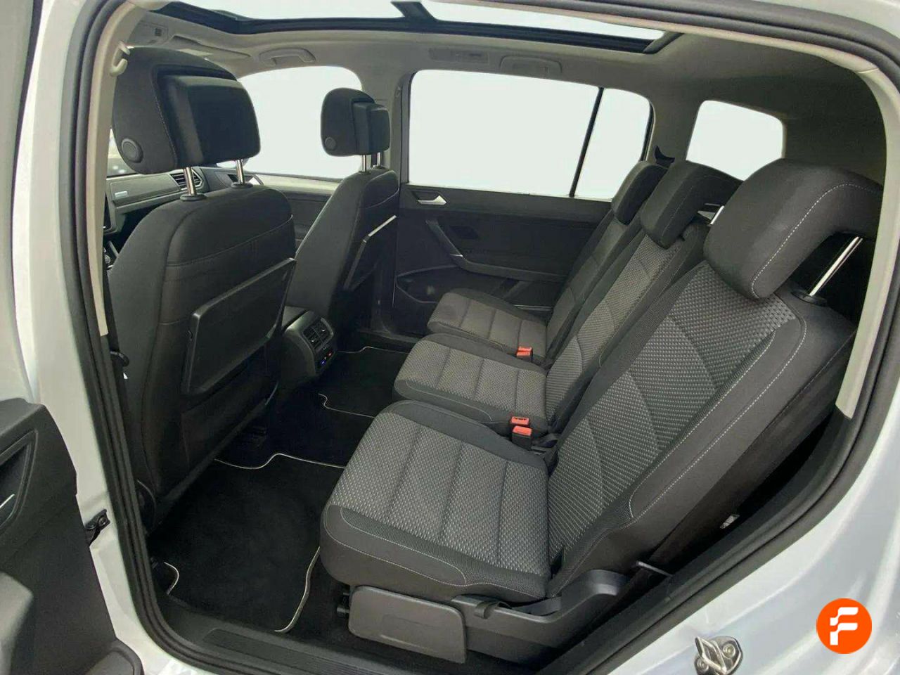 Foto Volkswagen Touran 14