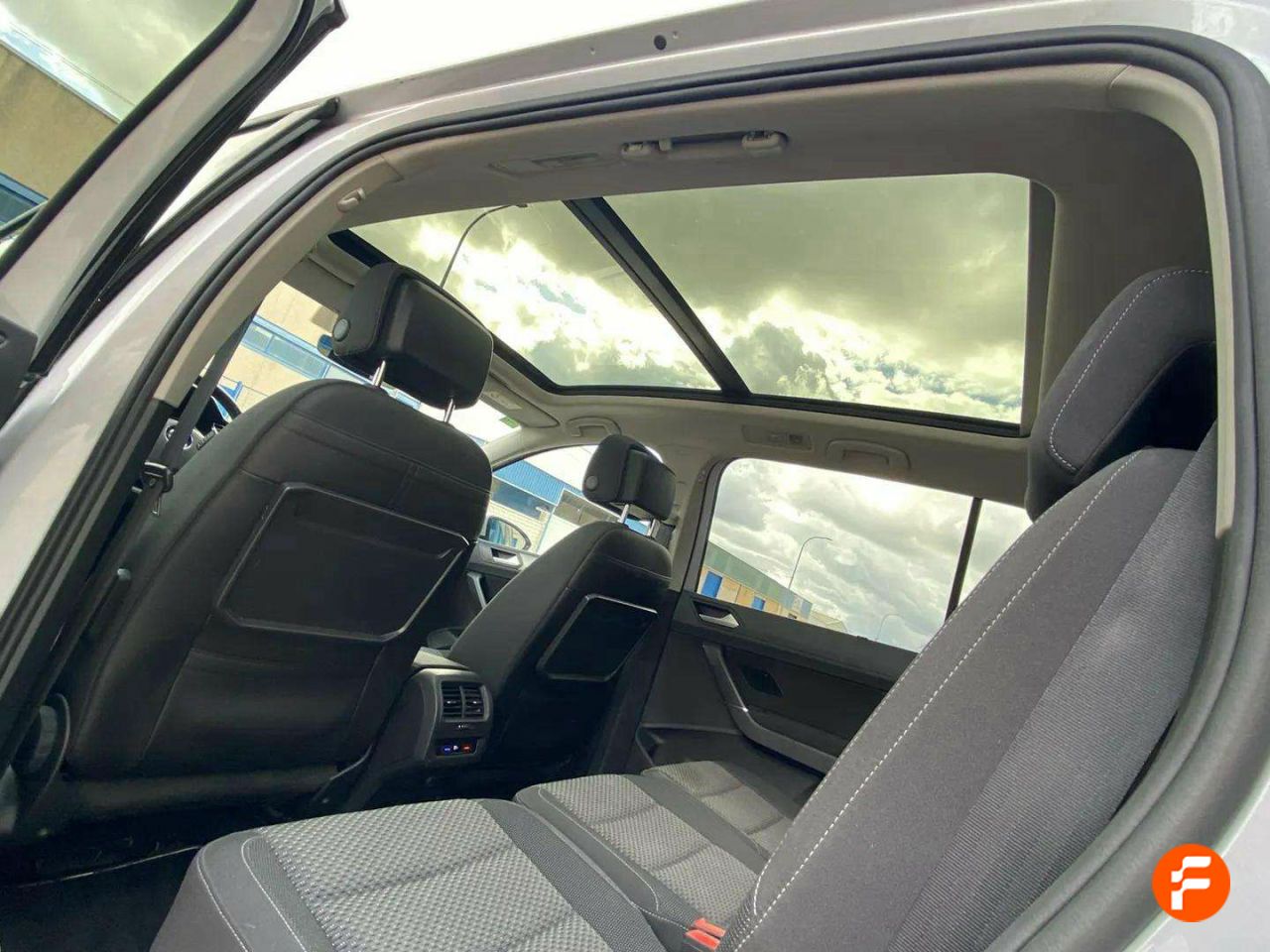 Foto Volkswagen Touran 16