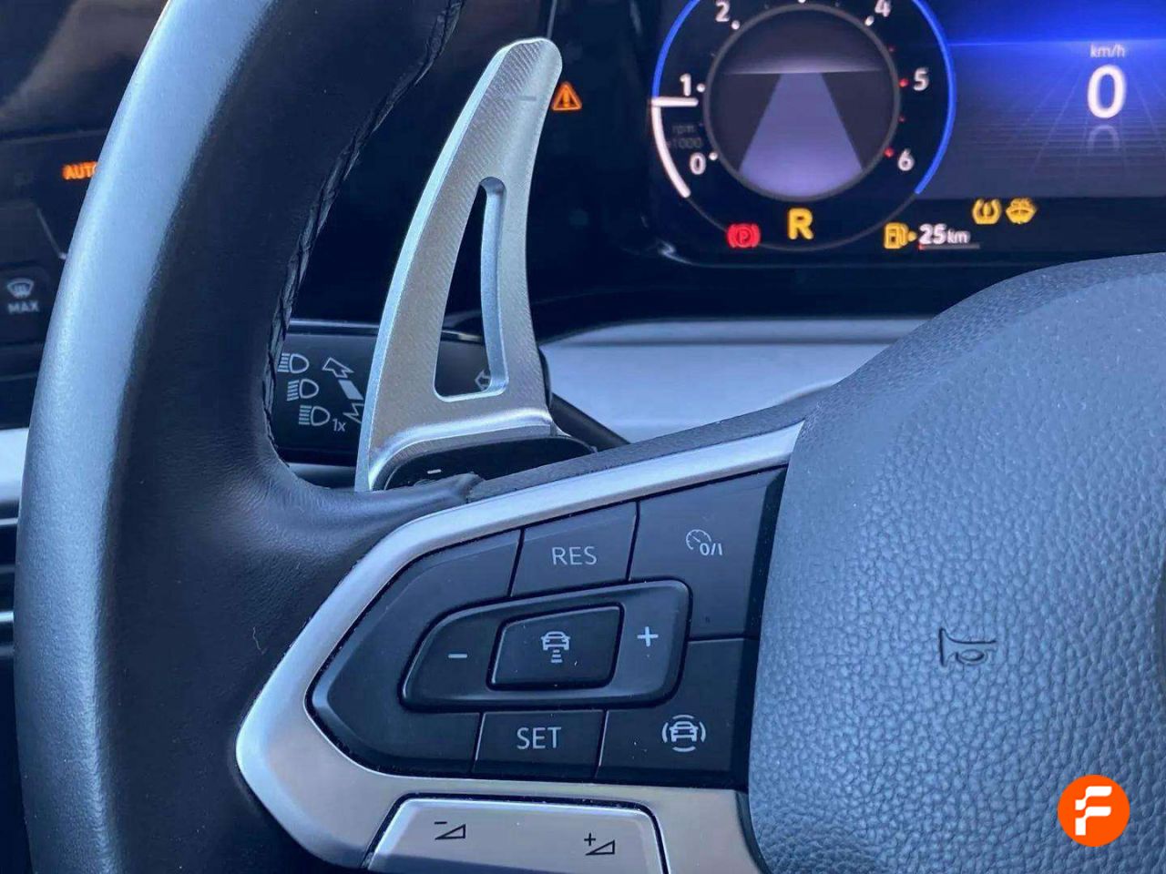 Foto Volkswagen Golf 16