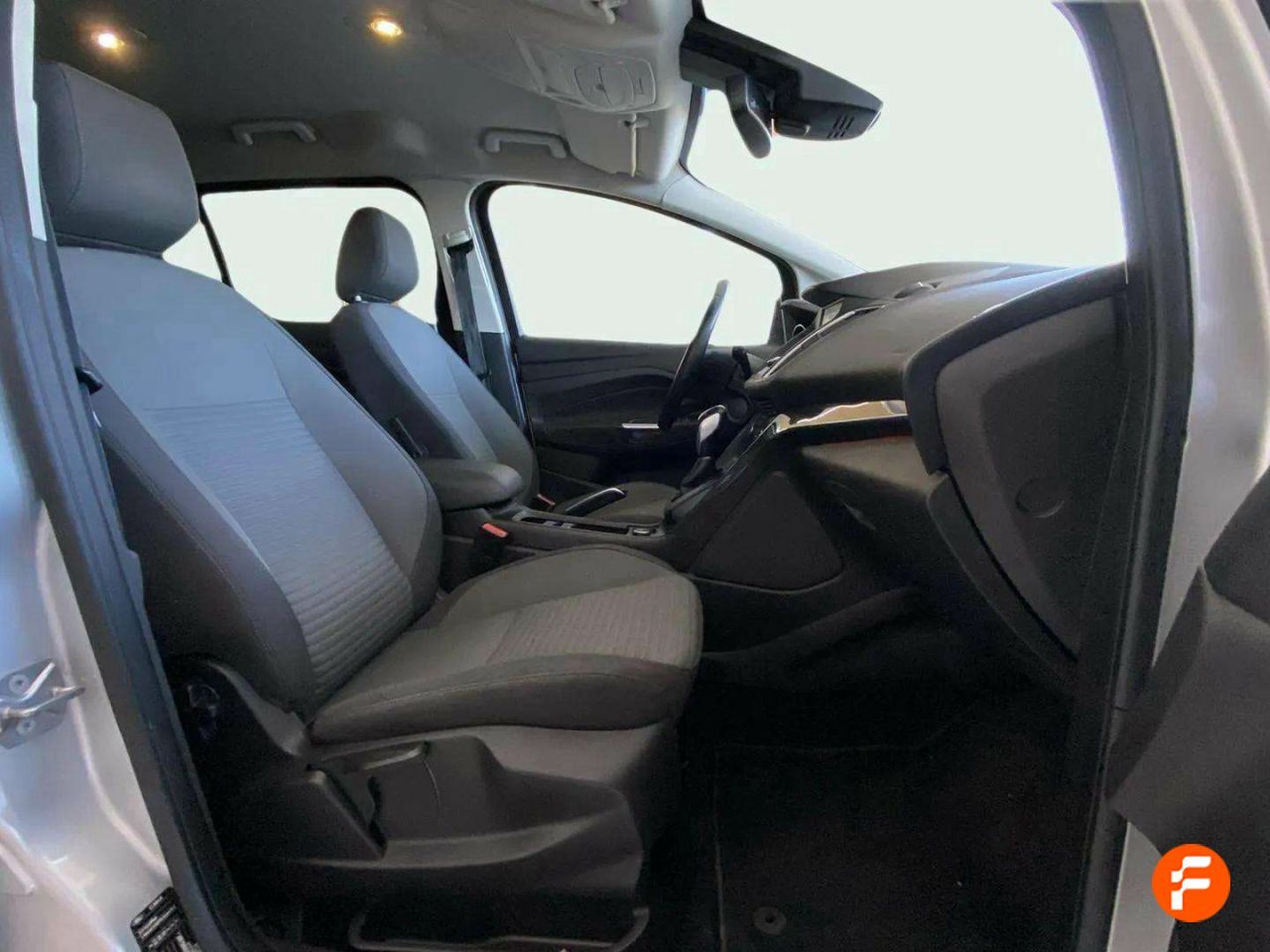 Foto Ford Grand C-MAX 12