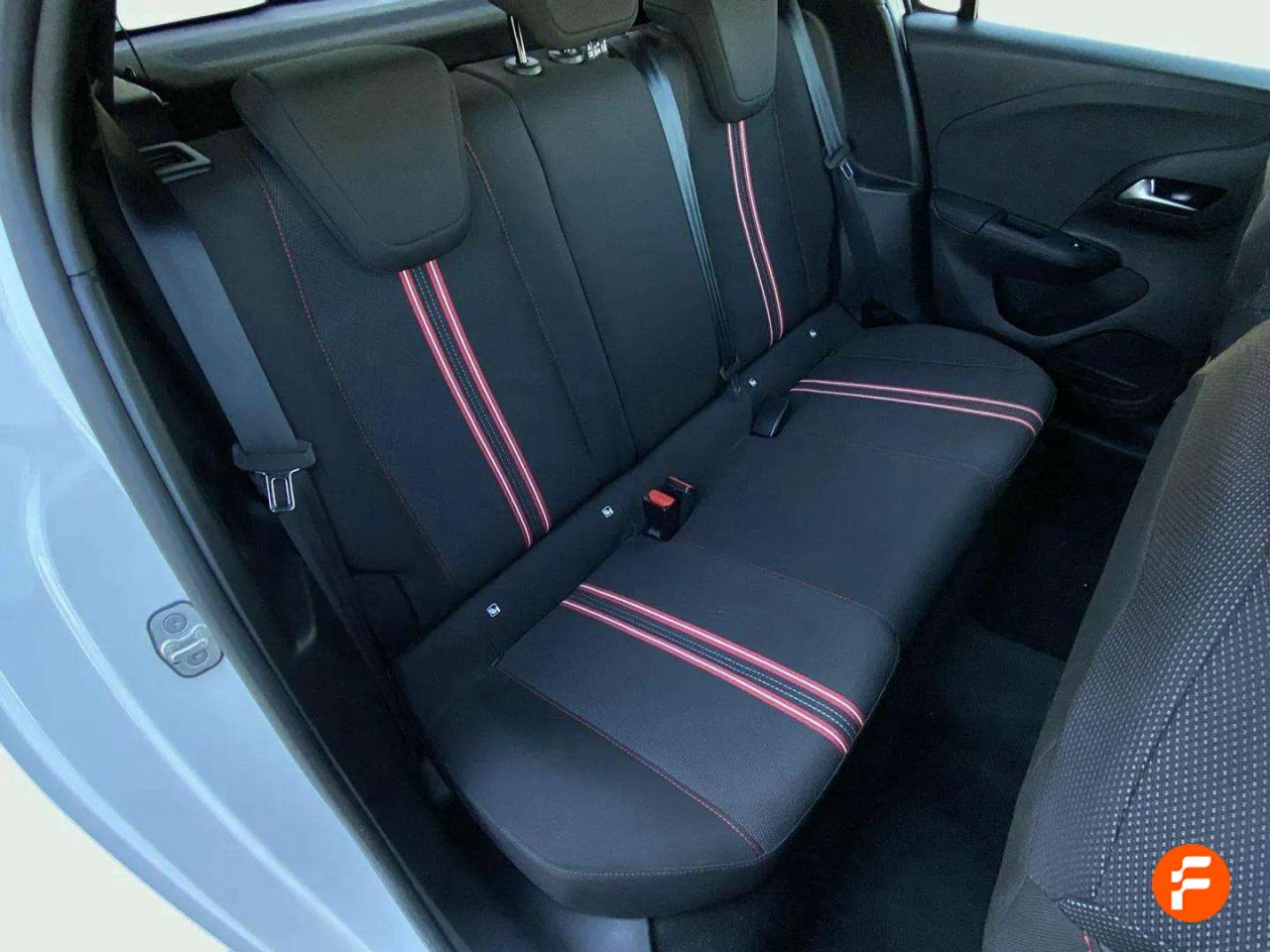 Foto Opel Corsa 14