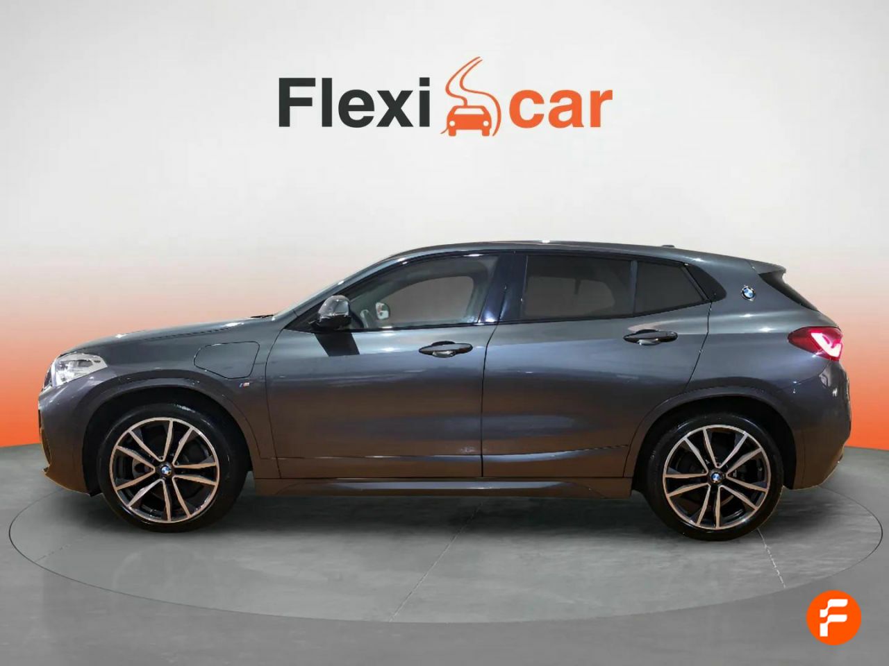Foto BMW X2 4