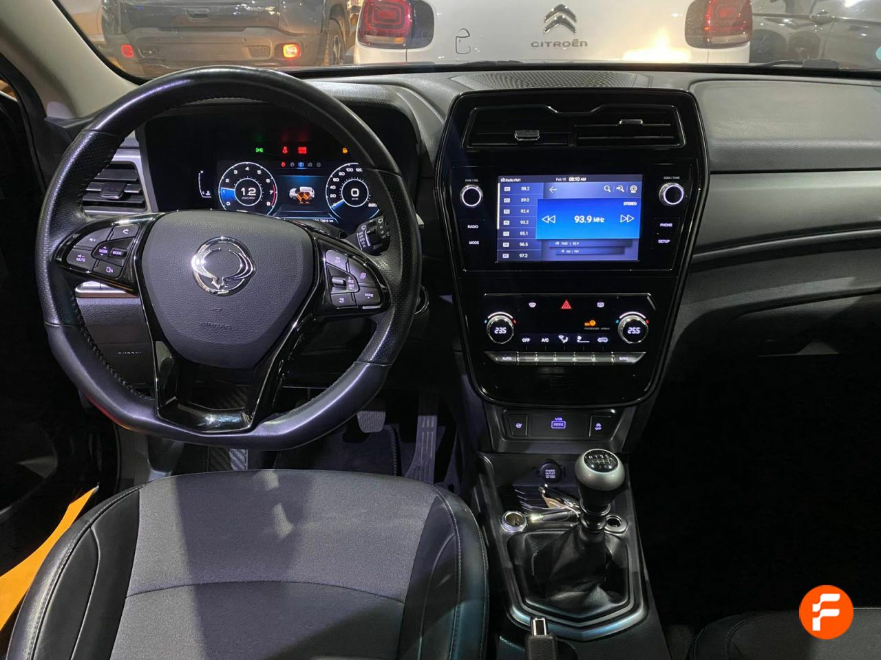 Foto SsangYong Tivoli 10