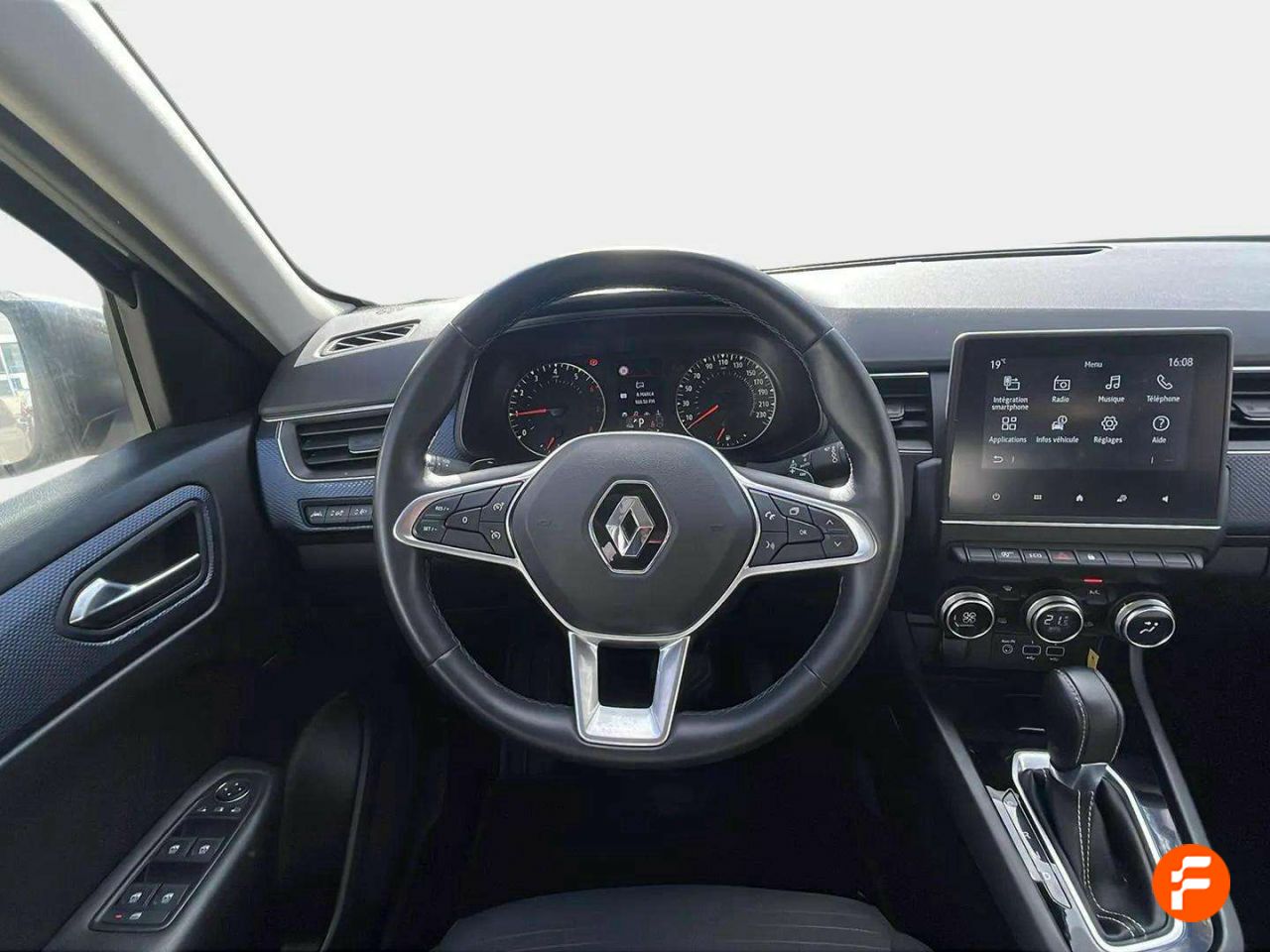 Foto Renault Arkana 11