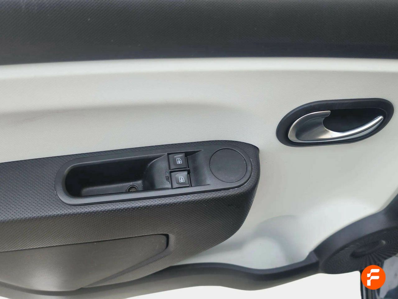 Foto Renault Twingo 16