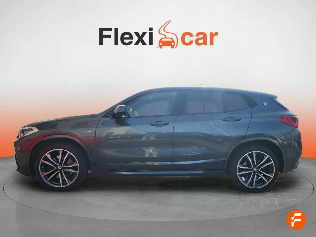 Foto BMW X2 4
