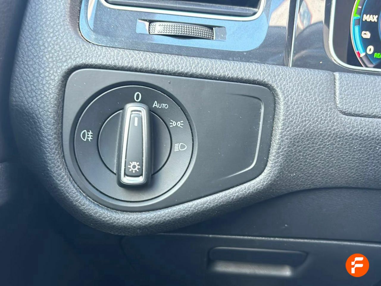 Foto Volkswagen Golf 19