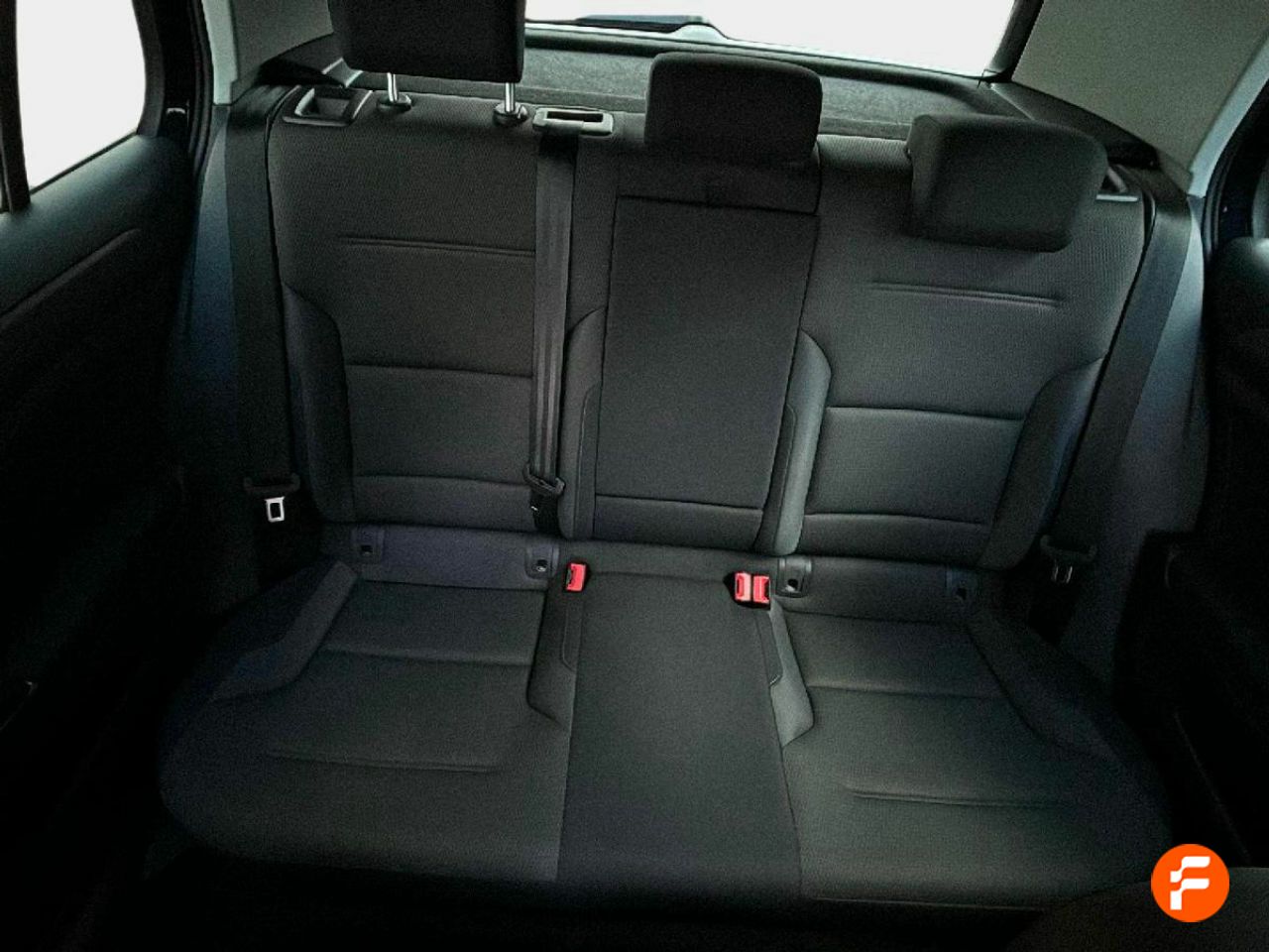 Foto Volkswagen Golf 24