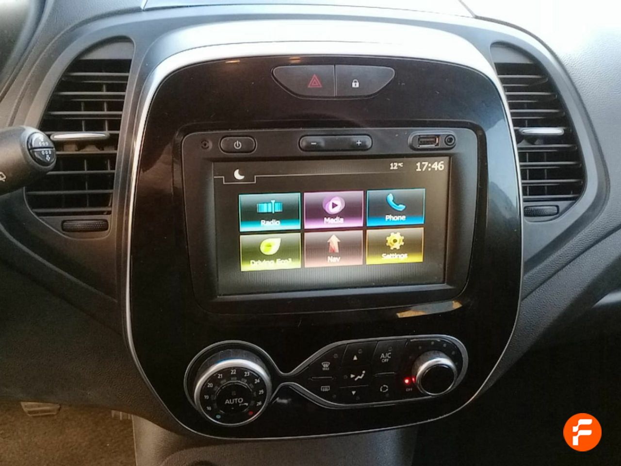 Foto Renault Captur 12