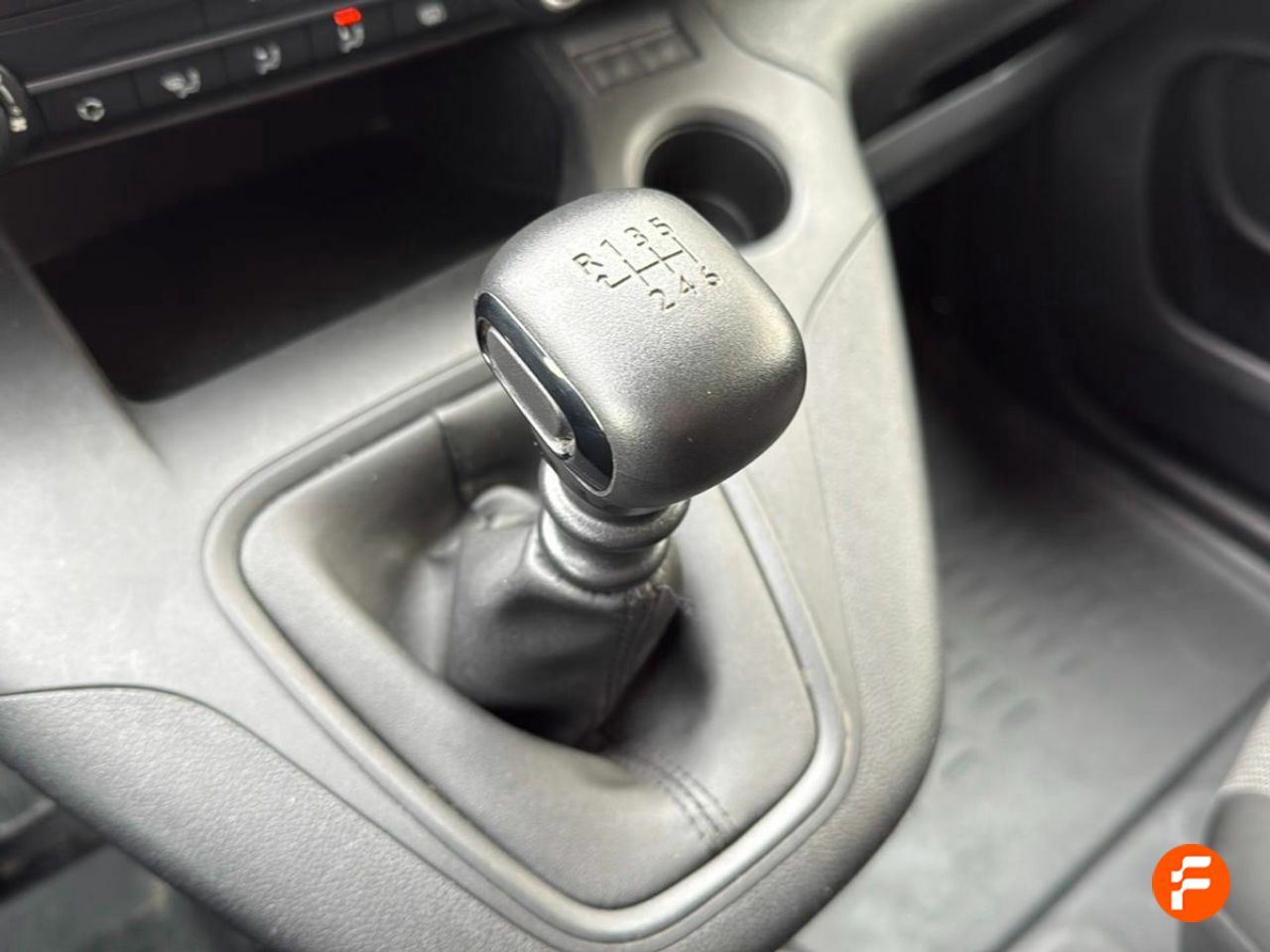 Foto Peugeot Partner 21