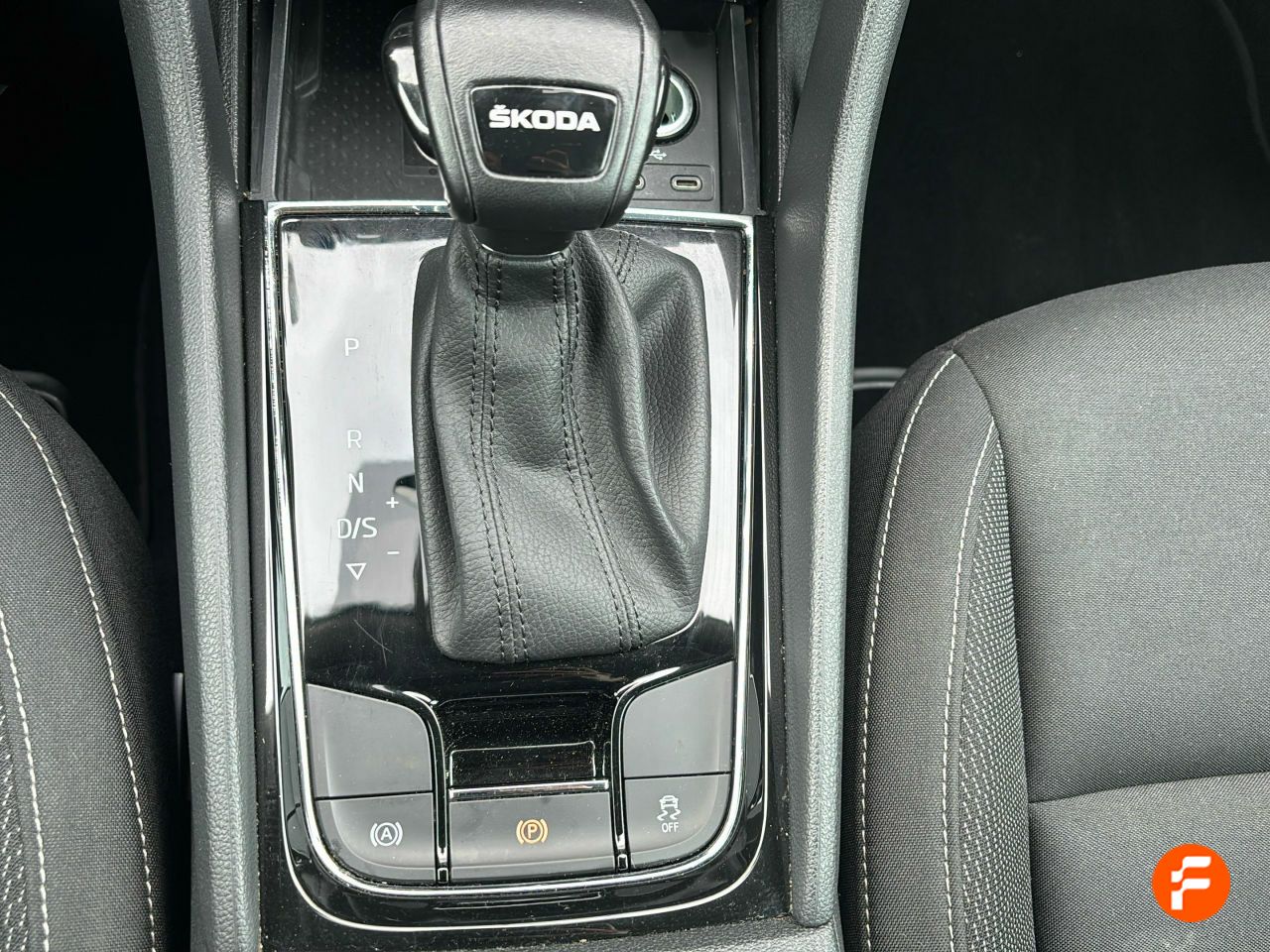 Foto Skoda Karoq 28