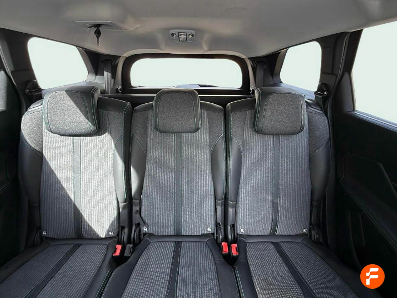 Foto Peugeot 5008 15