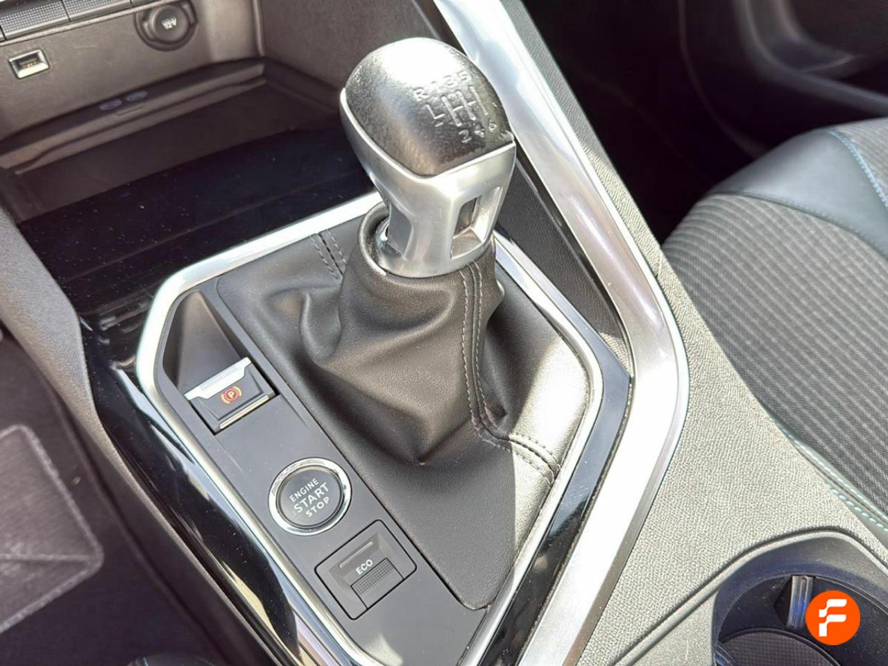 Foto Peugeot 5008 16