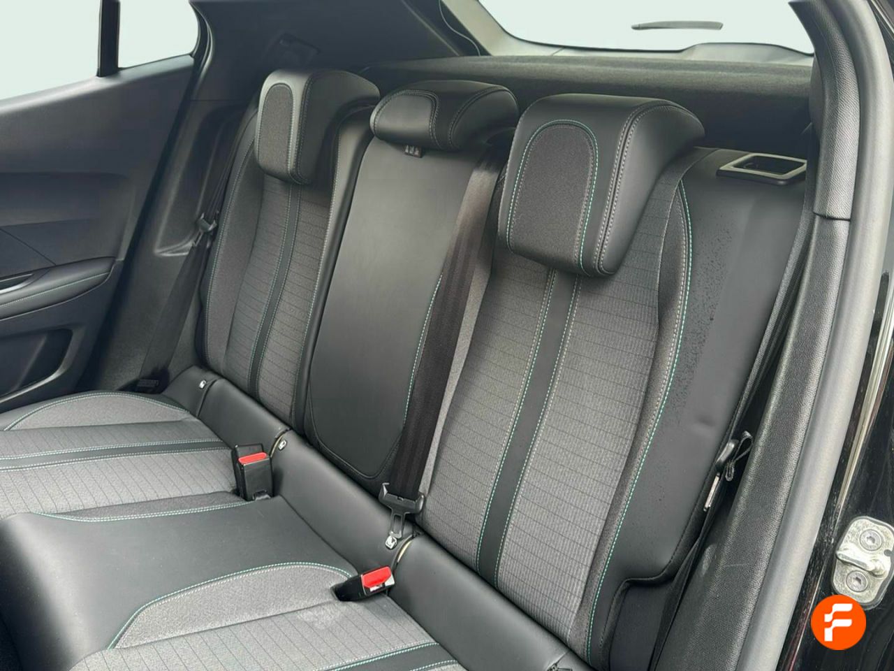 Foto Peugeot 2008 12