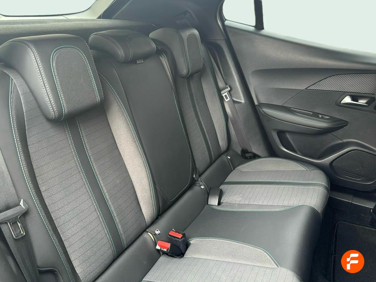 Foto Peugeot 2008 13