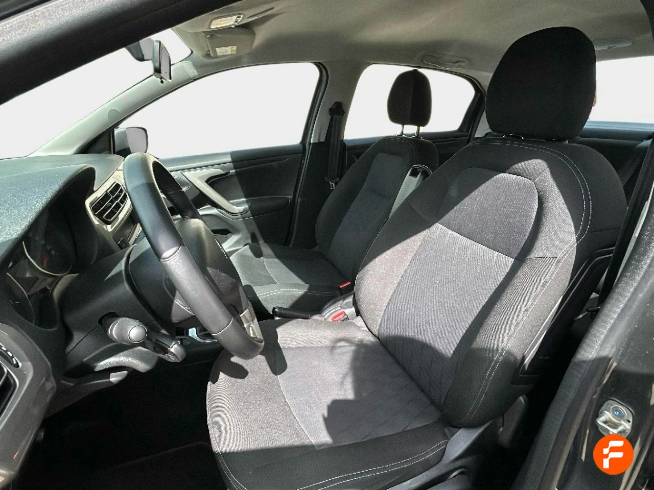 Foto Citroën C-Elysèe 10